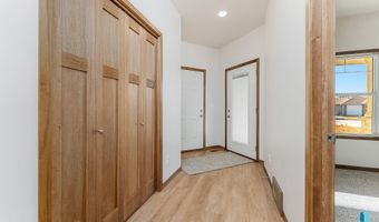 2316 E Tinley St, Brandon, SD 57005