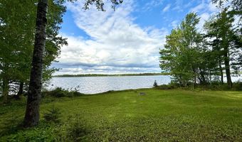 8 Breezy Knoll Ln, Baileyville, ME 04694