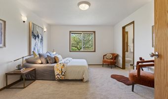 21805 BOONES FERRY Rd, Aurora, OR 97002