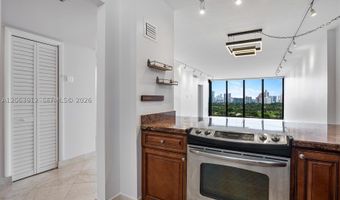 3375 N Country Club Dr 1605, Aventura, FL 33180