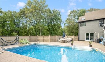 291 Old Oxford Rd, North Smithfield, RI 02896