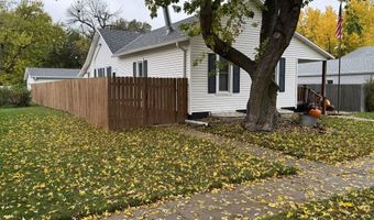 807 6th St, Aurora, NE 68818