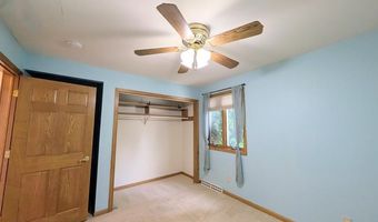 1300 E FRANCES St, Appleton, WI 54911