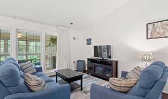 5713 BREWER HOUSE Cir #302, Rockville, MD 20852