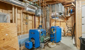 146 Parkwood Dr, Augusta, ME 04330