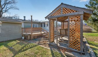 82 Colchester Commons, Colchester, CT 06415