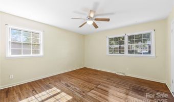 3220 Wiseman Dr, Charlotte, NC 28227