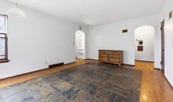 1109 S 2nd St, Alma, WI 54610
