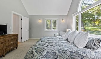 129 Loon Call Dr, Belgrade, ME 04917