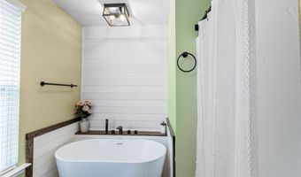 102 Lochenshire Pl, Belton, SC 29627