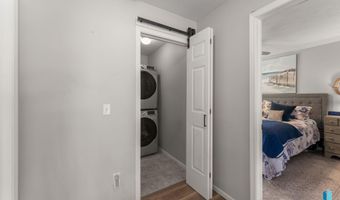 2612 E Sunrise Ct, Brandon, SD 57005