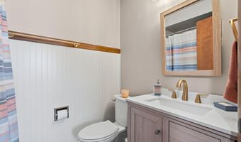 2037 W Park, Algonac, MI 48001