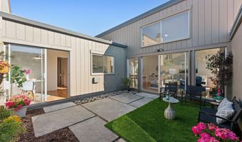 1034 Trellis Ln, Alameda, CA 94502
