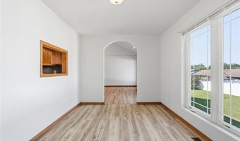 108 Pheasant Ave, Atkins, IA 52206