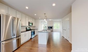 2731 Bristol Rdg Dr, Ann Arbor, MI 48105