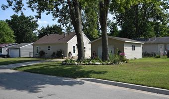 953 Robbins, Algonac, MI 48001