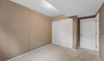 1386 Arden View Dr, Arden Hills, MN 55112