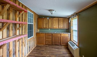 800 Pond Lick Rd, Annville, KY 40402