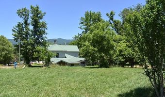 61 Fairview Rd, Andrews, NC 28901