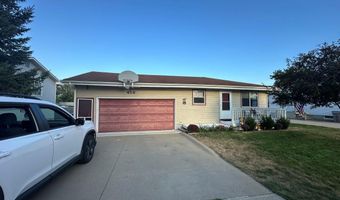 418 S 11Th St, Albia, IA 52531