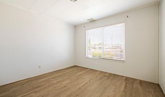 25424 S MONTANA Ave, Sun Lakes, AZ 85248