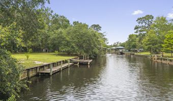 10051 Cain Rd, Bay St. Louis, MS 39520