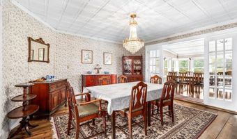 5 Greenhouse Ln, Bradford, NH 03221