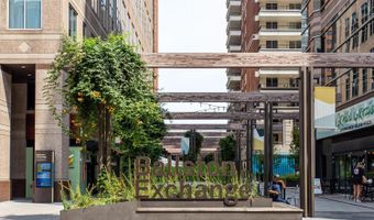820 N POLLARD St 801, Arlington, VA 22203