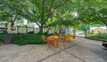5596 Walnut St, Augusta, MO 63332