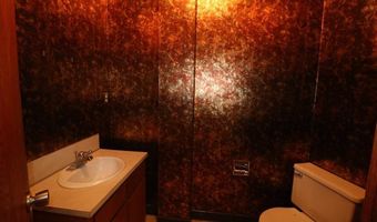 22 W 3rd Ave N, Aurora, MN 55705