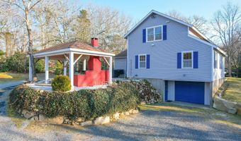 240 Oak St, Centerville, MA 02632