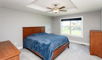 608 NE 56th St, Ankeny, IA 50021