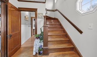 102 Willett Ave, East Providence, RI 02915