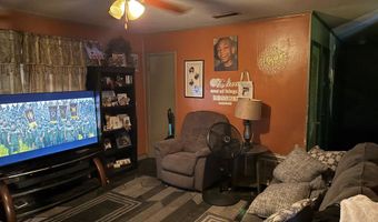 172 11th St, Apalachicola, FL 32320
