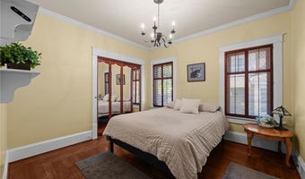 168 Castle Blvd, Akron, OH 44313