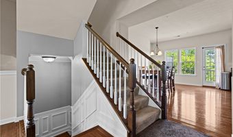 302 Pointe View Dr, Adams Twp., PA 16046
