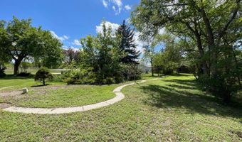 409 N Wilson St, Ainsworth, NE 69210