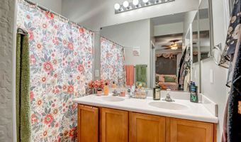 3845 W ASHTON Dr, Anthem, AZ 85086