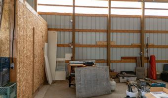 577 SHOOTING STAR Dr, Bedford, WY 83112