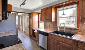153 S 8th Ave, Beech Grove, IN 46107