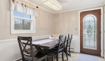 9 Tuttle Rd, Bedford, NH 03110