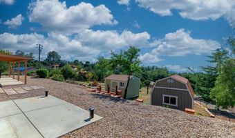 3008 N Victoria Dr, Alpine, CA 91901