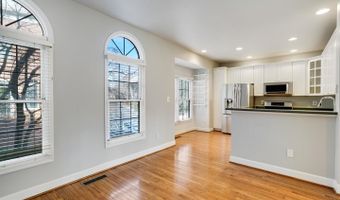 2505 GADSBY Pl, Alexandria, VA 22311