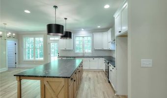 70 Curry Falls Trl, Athens, GA 30607