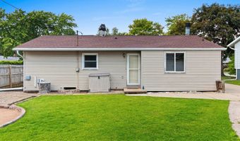 1513 E PLAZA Dr, Appleton, WI 54915