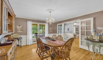 155 Devereux Dr, Athens, GA 30606
