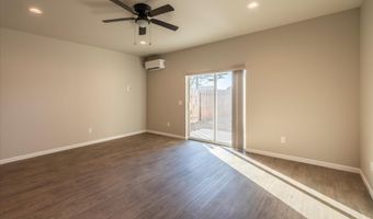 318 11TH St, Bandon, OR 97411