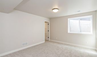 791 Clover Hill Dr, North Liberty, IA 52317