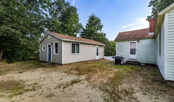 126 Chester Rd, Raymond, NH 03077