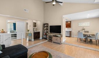 5440 Baltimore Dr 160, La Mesa, CA 91942